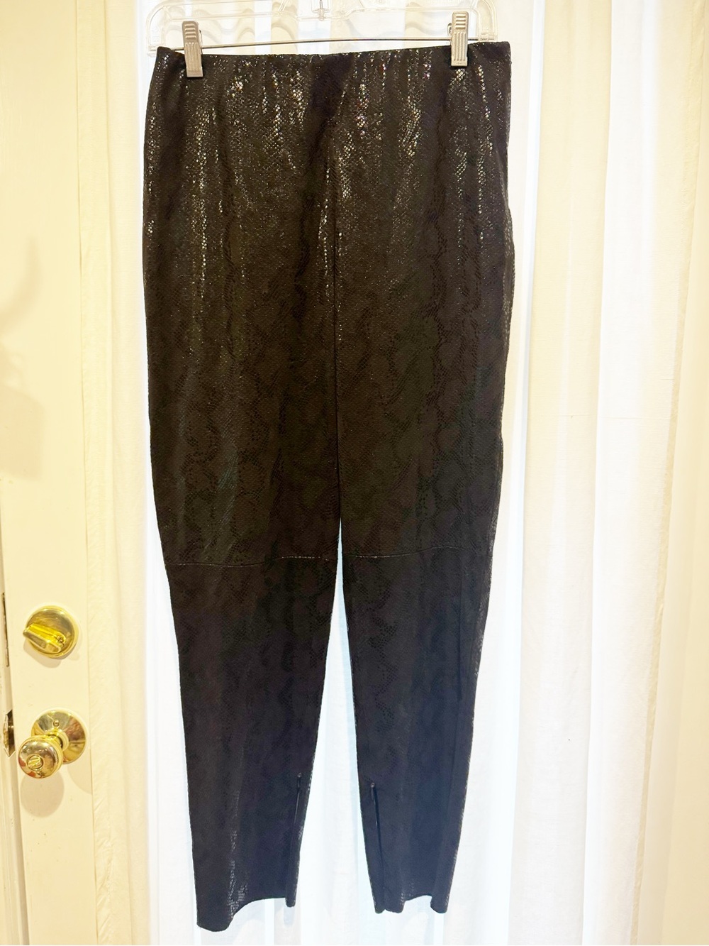 Jet Black Snake-Texture stretch High-Waist Slim Pants with 3 invisible zippers